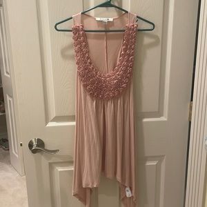 ☀️2/$15☀️ Forever 21 pink rosette top